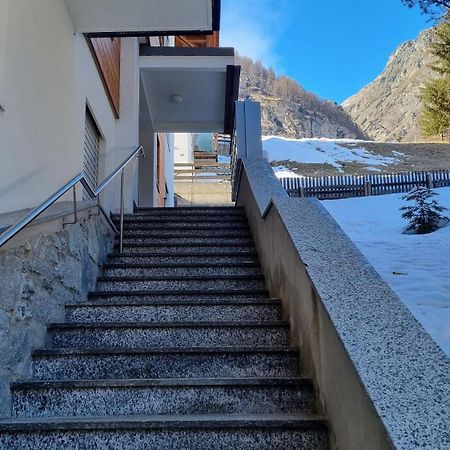 Haus Armina - Apartment Edward Zermatt Exterior foto