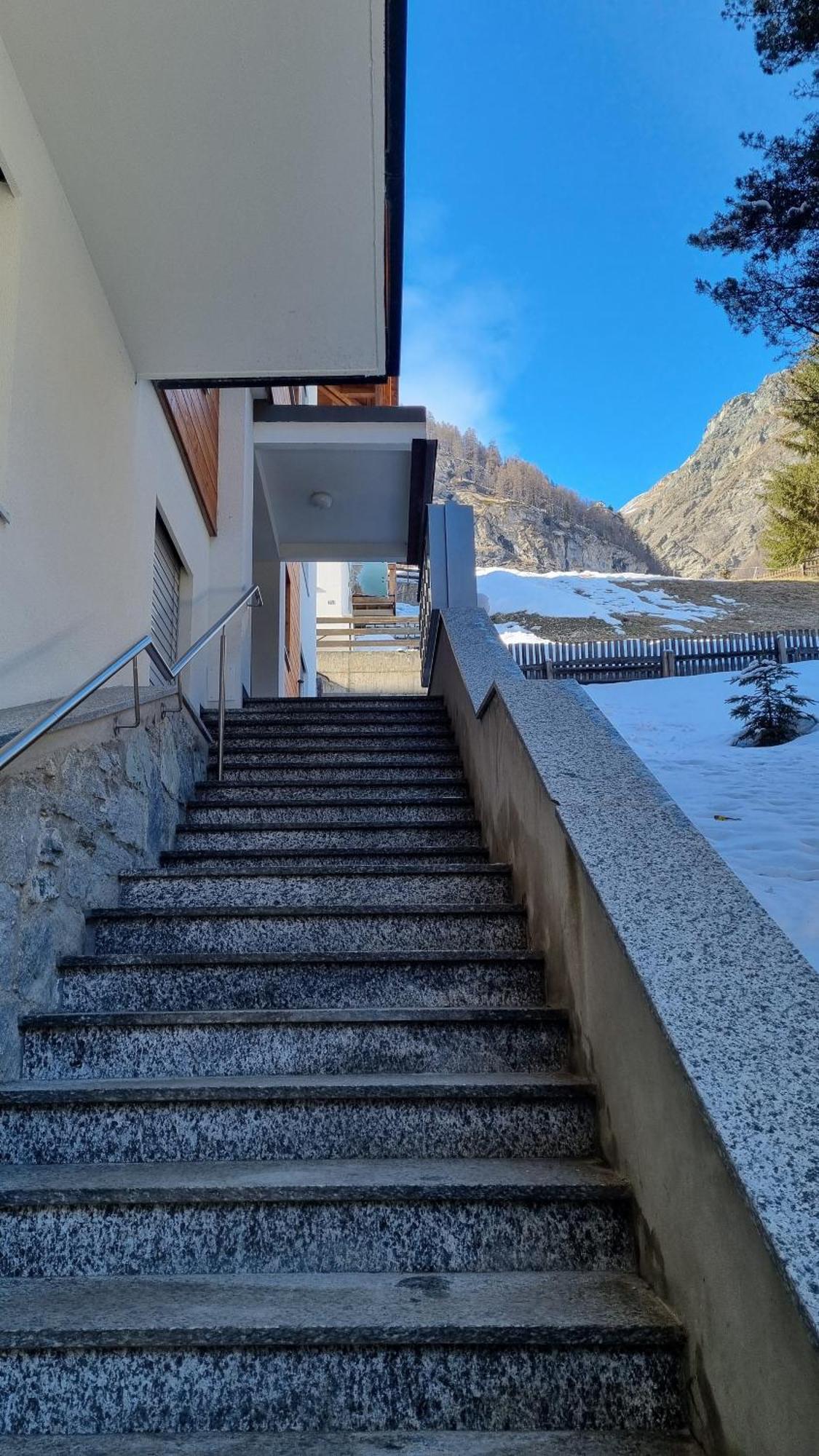 Haus Armina - Apartment Edward Zermatt Exterior foto